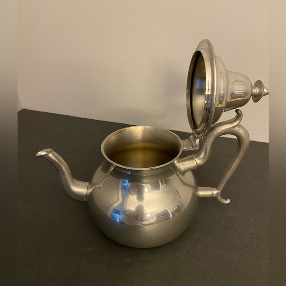 Woodbury Pewters Henry Ford Museum Teapot - Picture 3 of 5